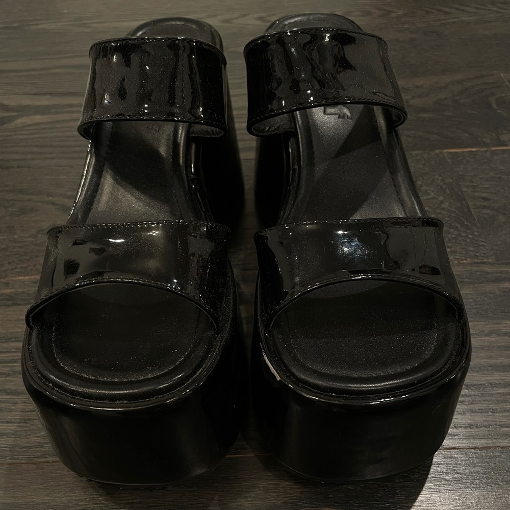 Unif gia platform slides size 7